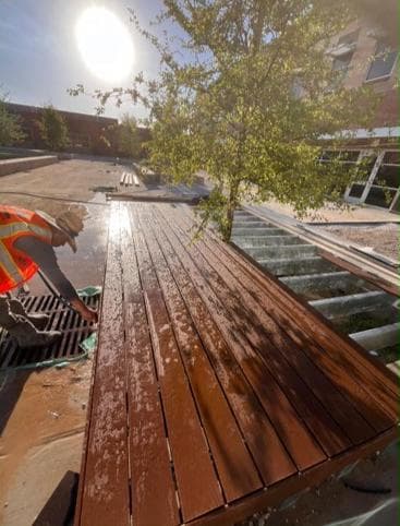 installation-of-trex-material